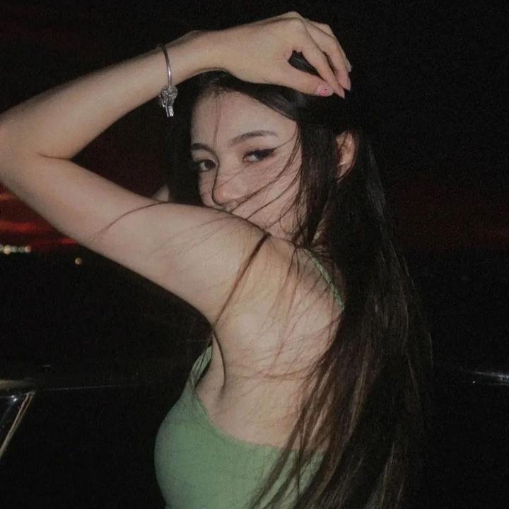 树林里的夫妻